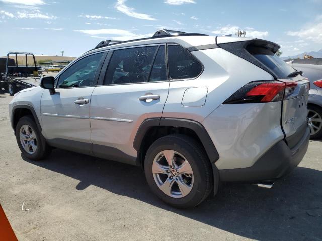 2T3P1RFV4SW574327 - 2025 TOYOTA RAV4 XLE SILVER photo 2