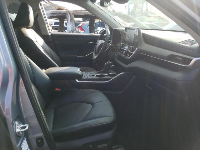 5TDGZRBH0NS213188 - 2022 TOYOTA HIGHLANDER XLE GRAY photo 7