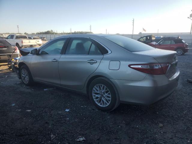 4T1BF1FKXGU207256 - 2016 TOYOTA CAMRY LE GRAY photo 2