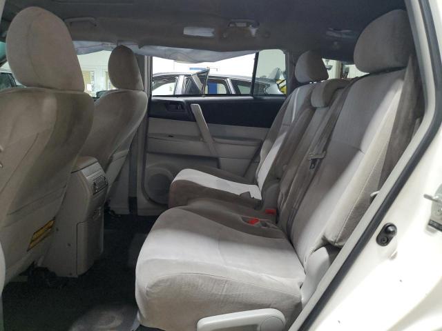 5TDBK3EH8DS214367 - 2013 TOYOTA HIGHLANDER BASE Белый фото 11