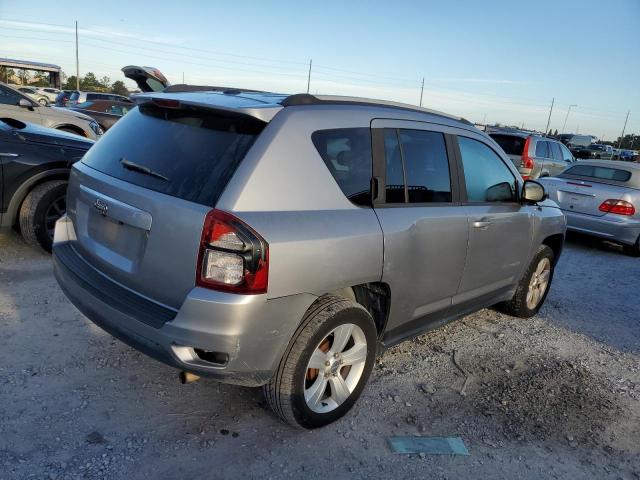 1C4NJCBA0GD665011 - 2016 JEEP COMPASS SPORT Silber Foto 3