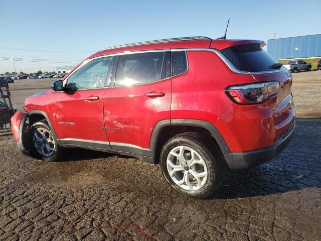3C4NJDBN3ST548812 - 2025 JEEP COMPASS LATITUDE RED photo 2