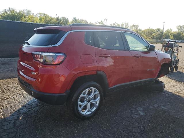 3C4NJDBN3ST548812 - 2025 JEEP COMPASS LATITUDE RED photo 3