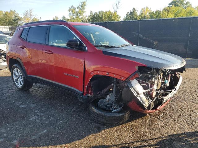 3C4NJDBN3ST548812 - 2025 JEEP COMPASS LATITUDE RED photo 4