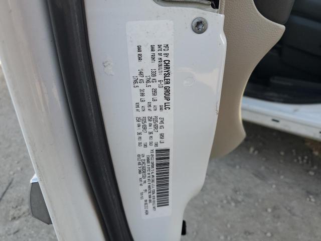 2C4RC1BG9DR815324 - 2013 CHRYSLER TOWN & COU TOURING WHITE photo 12