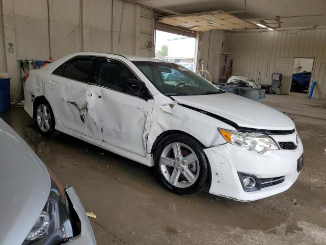 4T1BF1FK1CU109310 - 2012 TOYOTA CAMRY BASE Weiß Foto 4