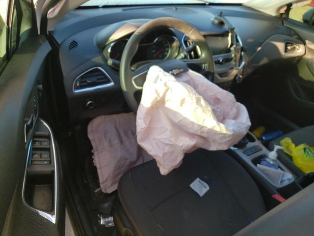 1G1BC5SM9J7219750 - 2018 CHEVROLET CRUZE LS WHITE photo 8