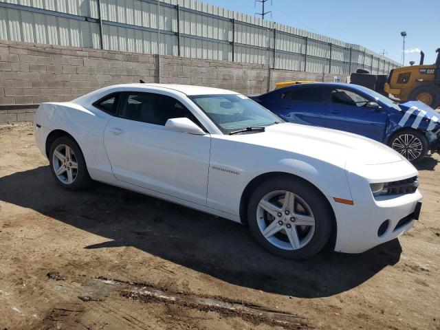 2G1FB1EDXB9104082 - 2011 CHEVROLET CAMARO LT WHITE photo 4