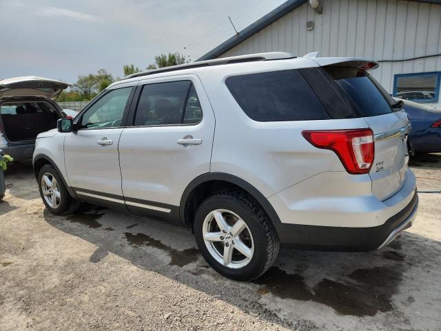 1FM5K8D85GGB50536 - 2016 FORD EXPLORER XLT SILVER photo 2