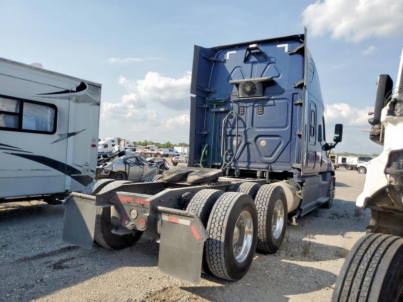 3AKJGLDR9HSHC2003 - 2017 FREIGHTLINER CASCADIA 1 Niebieski zdjęcie 4