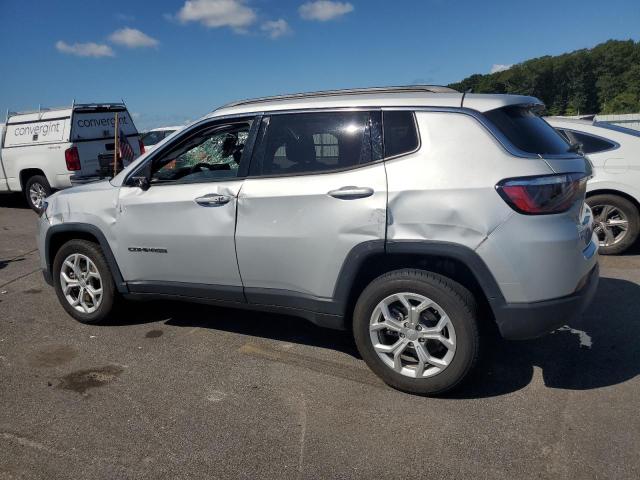 3C4NJDBN7RT119280 - 2024 JEEP COMPASS LATITUDE ვერცხლისფერი ფოტო 2