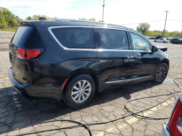 2C4RC1BG0JR154181 - 2018 CHRYSLER PACIFICA TOURING L BLACK photo 3