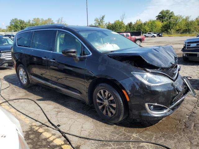 2C4RC1BG0JR154181 - 2018 CHRYSLER PACIFICA TOURING L BLACK photo 4