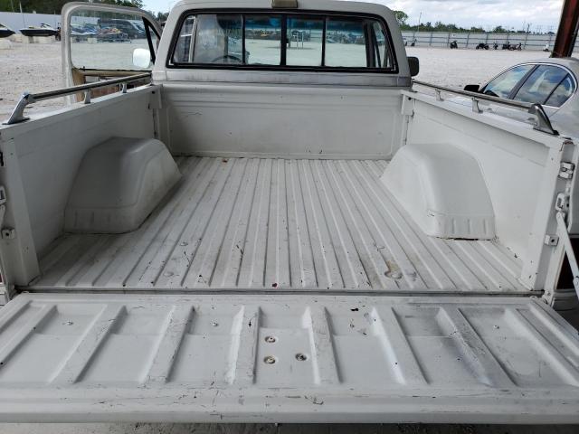 2GCDC14C4E1118812 - 1984 CHEVROLET C10 WHITE photo 10