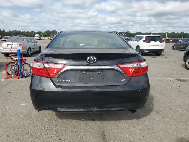 4T1BF1FK8HU328840 - 2017 TOYOTA CAMRY LE BLACK photo 6
