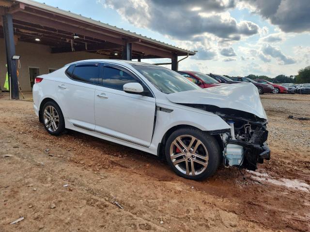 5XXGR4A66DG153078 - 2013 KIA OPTIMA SX WHITE photo 4