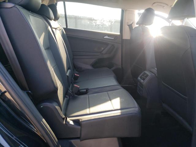 3VV2B7AX1KM101573 - 2019 VOLKSWAGEN TIGUAN SE Noir photo 11
