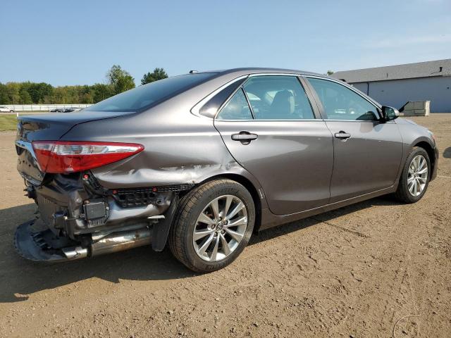 4T1BF1FK7GU517882 - 2016 TOYOTA CAMRY LE GRAY photo 3