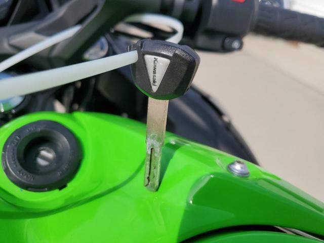 ML5EXER12PDA88110 - 2023 KAWASAKI EX650 R Жасыл фото 8