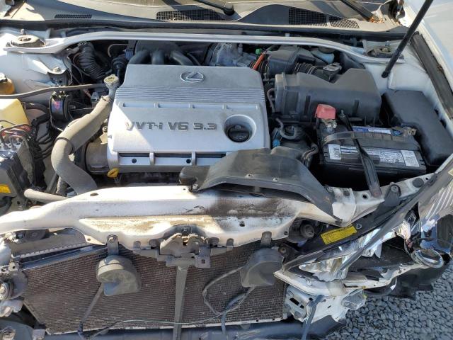 JTHBA30G355142257 - 2005 LEXUS ES 330 WHITE photo 11