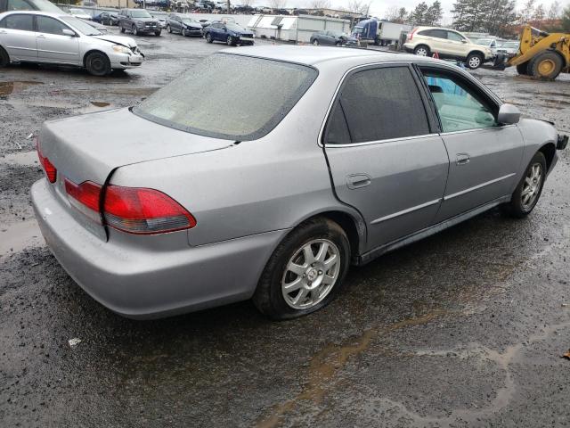 1HGCG56712A020248 - 2002 HONDA ACCORD SE SILVER photo 3