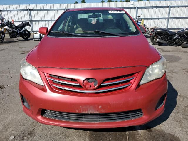 2T1BU4EE3DC006475 - 2013 TOYOTA COROLLA BASE RED photo 5