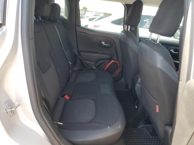ZACCJBCB4HPE82285 - 2017 JEEP RENEGADE TRAILHAWK SILVER photo 11