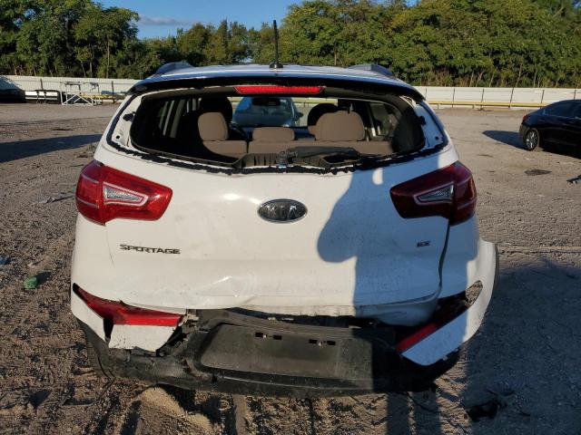 KNDPC3A24B7023069 - 2011 KIA SPORTAGE EX WHITE photo 6