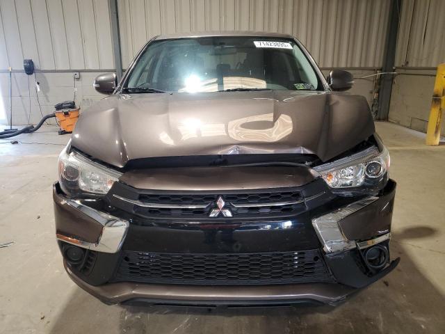 JA4AR3AU0JU019021 - 2018 MITSUBISHI OUTLANDER ES 棕色 照片 5