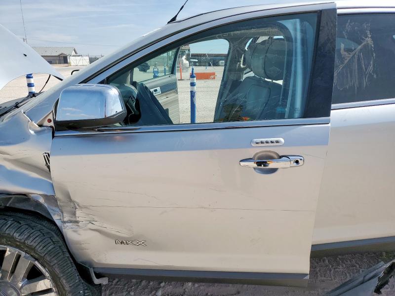 2LMDJ6JC5ABJ00895 - 2010 LINCOLN MKX SILVER photo 7