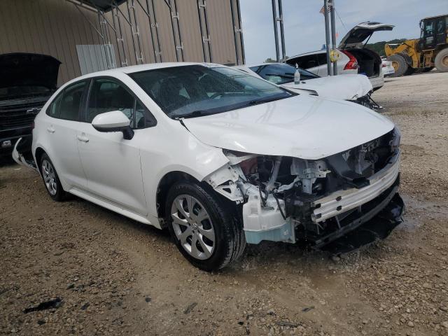 5YFEPMAE5MP200838 - 2021 TOYOTA COROLLA LE WHITE photo 4