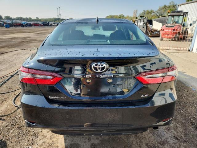 4T1C11AK1NU621601 - 2022 TOYOTA CAMRY LE BLACK photo 6