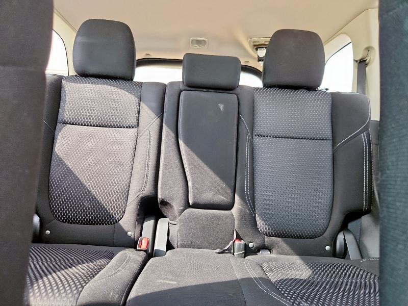 JA4AD2A34LZ003801 - 2020 MITSUBISHI OUTLANDER ES WHITE photo 10