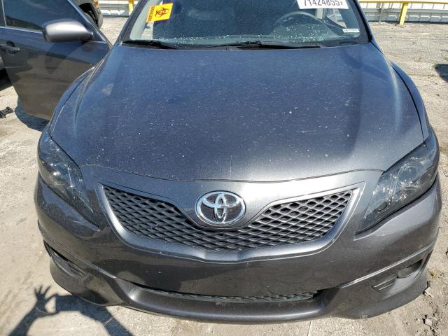 4T1BK3EK3AU110805 - 2010 TOYOTA CAMRY SE GRAY photo 11