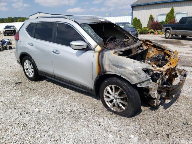 5N1AT2MT2HC746645 - 2017 NISSAN ROGUE S 银色 照片 4