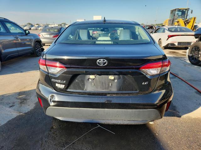 5YFEPMAE5MP176587 - 2021 TOYOTA COROLLA LE Schwarz Foto 6