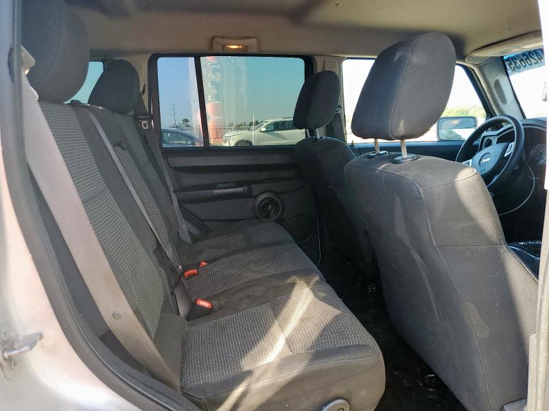 1J8HH48K38C223726 - 2008 JEEP COMMANDER SPORT ვერცხლისფერი ფოტო 11