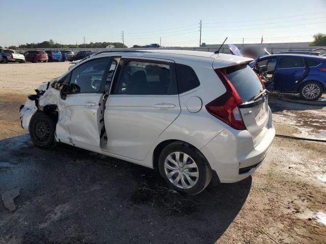 3HGGK5H48JM736536 - 2018 HONDA FIT LX WHITE photo 2