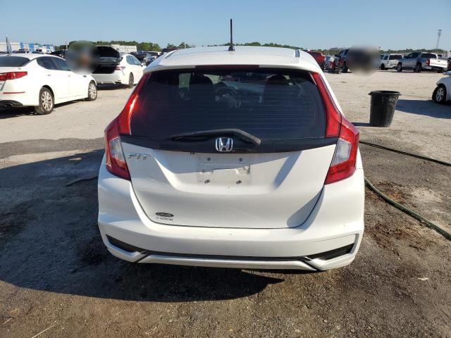 3HGGK5H48JM736536 - 2018 HONDA FIT LX WHITE photo 6