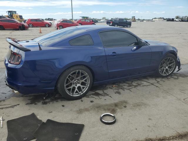 1ZVBP8AM7D5250524 - 2013 FORD MUSTANG BLUE photo 3