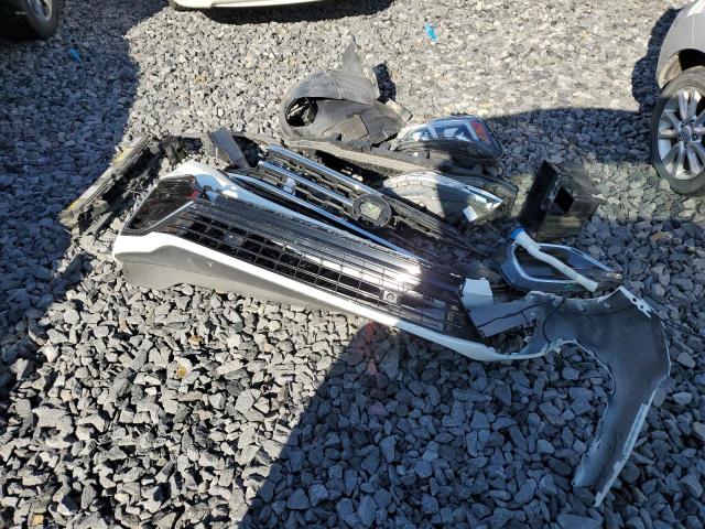 1V2RE2CA0MC204888 - 2021 VOLKSWAGEN ATLAS CROS SE Biały zdjęcie 13