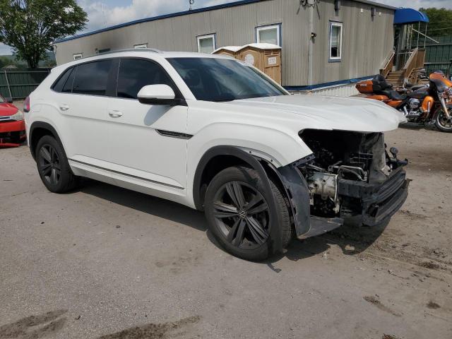 1V2RE2CA0MC204888 - 2021 VOLKSWAGEN ATLAS CROS SE Biały zdjęcie 4