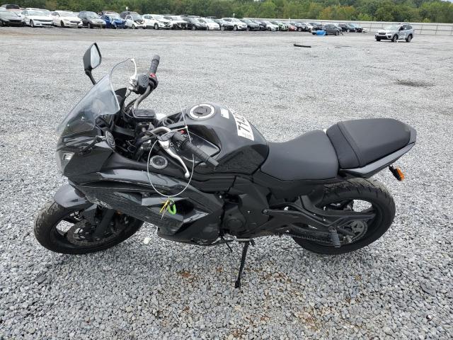 JKAEXEE14GDA21692 - 2016 KAWASAKI EX650 E BLACK photo 3