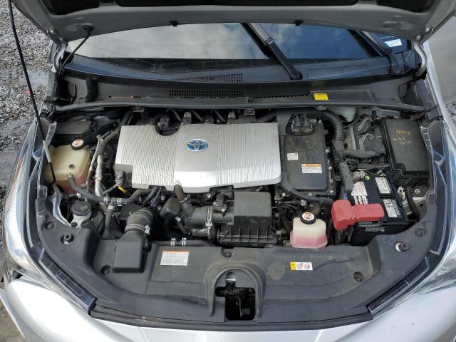 JTDKARFU1J3058588 - 2018 TOYOTA PRIUS SILVER photo 11