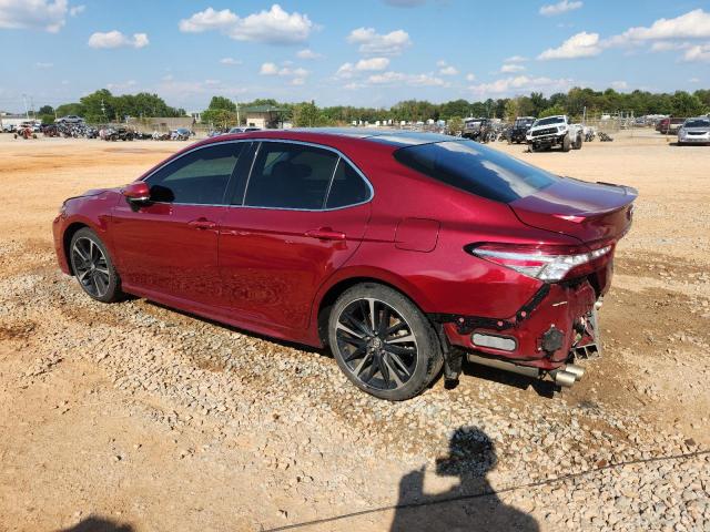 4T1B61HK9JU529844 - 2018 TOYOTA CAMRY XSE 红色 照片 2