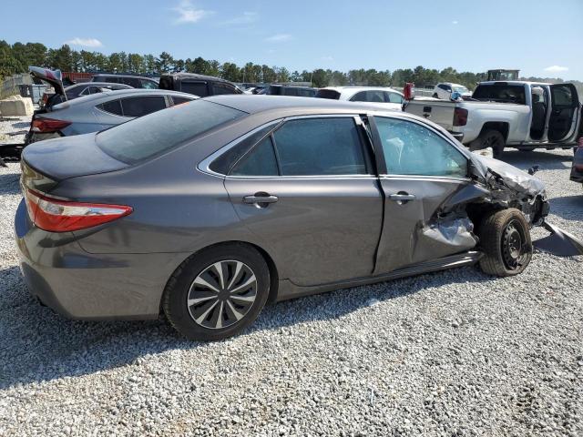 4T1BF1FK7GU213824 - 2016 TOYOTA CAMRY LE GRAY photo 3