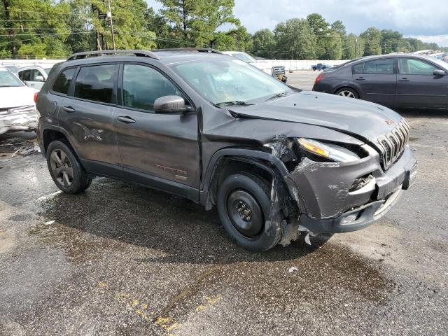 1C4PJMCB4GW285583 - 2016 JEEP CHEROKEE LATITUDE CHARCOAL photo 4