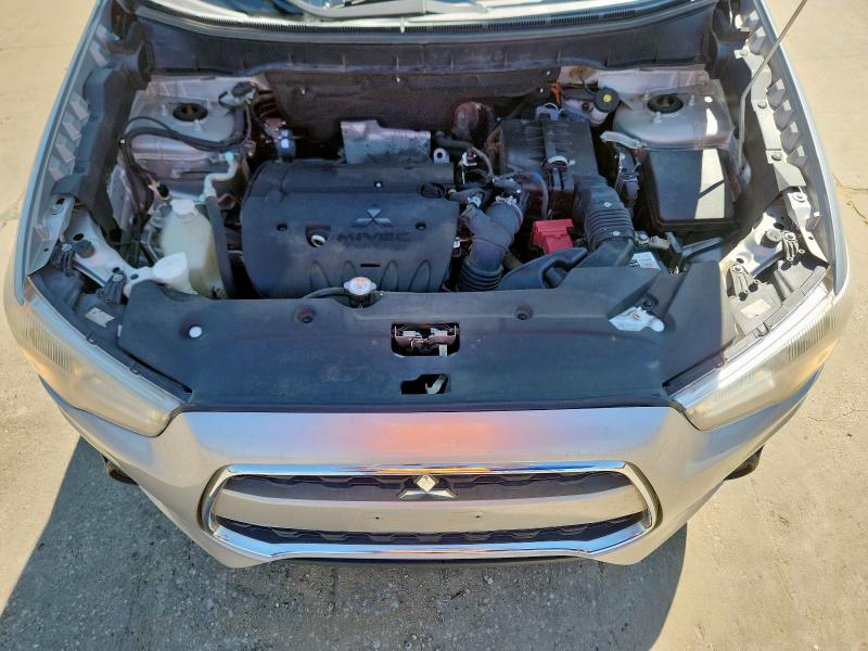 4A4AR3AU1FE038290 - 2015 MITSUBISHI OUTLANDER ES SILVER photo 12