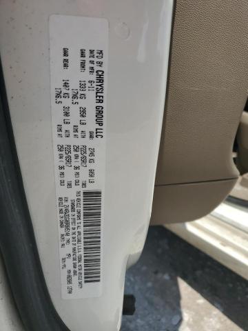 2V4RW3DG0BR805140 - 2011 VOLKSWAGEN ROUTAN SE WHITE photo 14