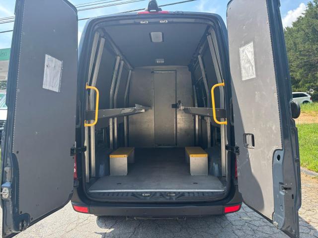 WD3PE7CD4JP631084 - 2018 MERCEDES-BENZ SPRINTER 2500 Niebieski zdjęcie 6
